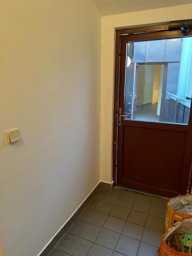 Klimatisiertes Dachgeschoss City Apartment In Zentrum Wiens Esterno foto