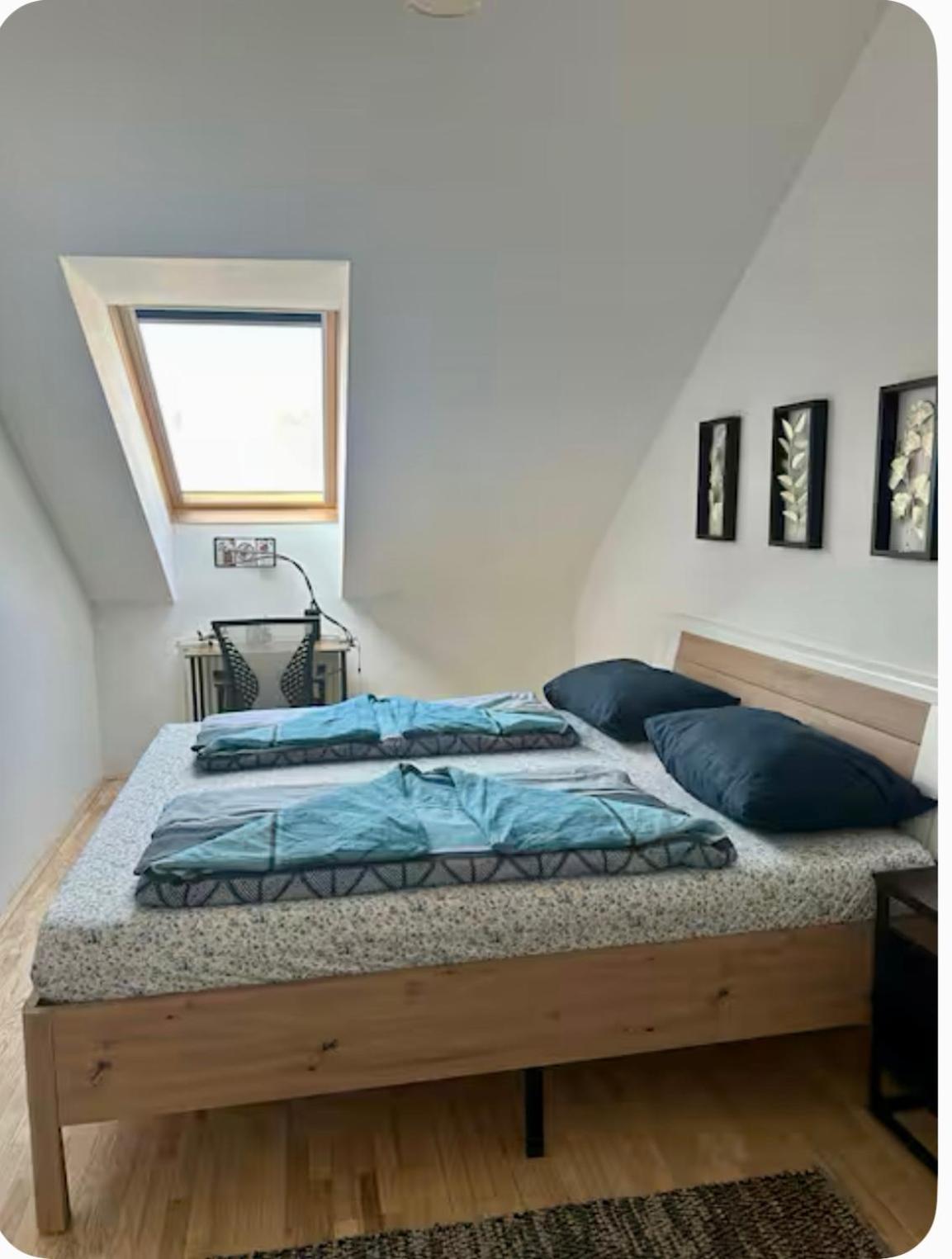 Klimatisiertes Dachgeschoss City Apartment In Zentrum Wiens Esterno foto